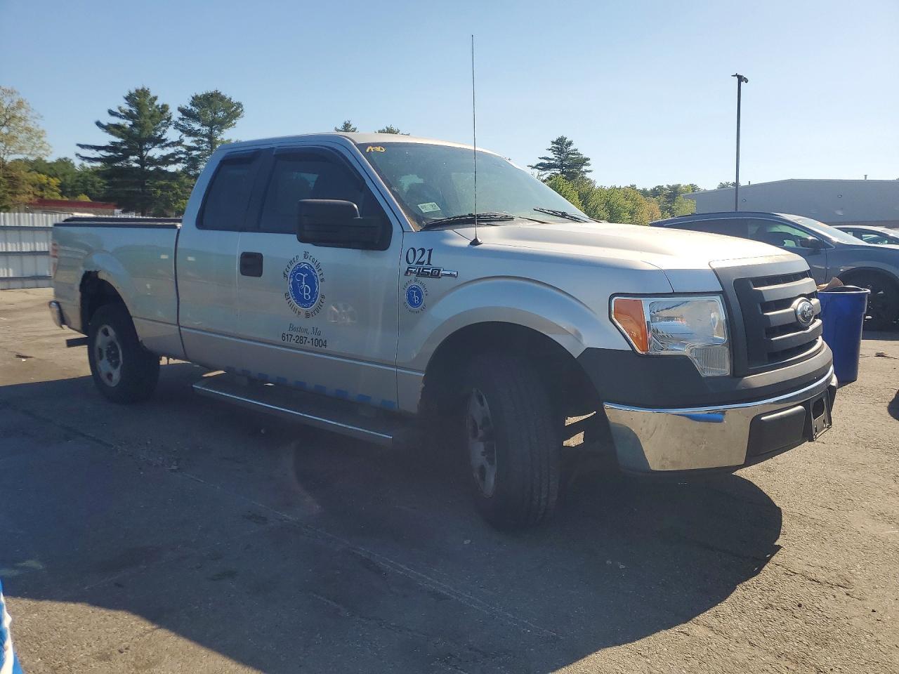 2012 Ford F150 Super Cab - Image 4