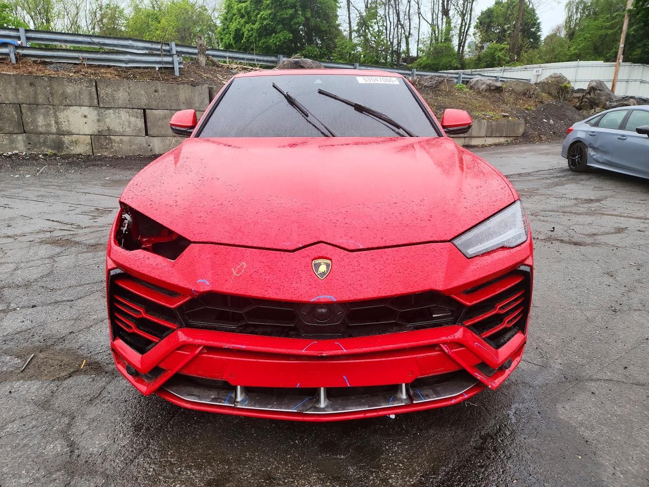 2022 Lamborghini Urus - Фото 5