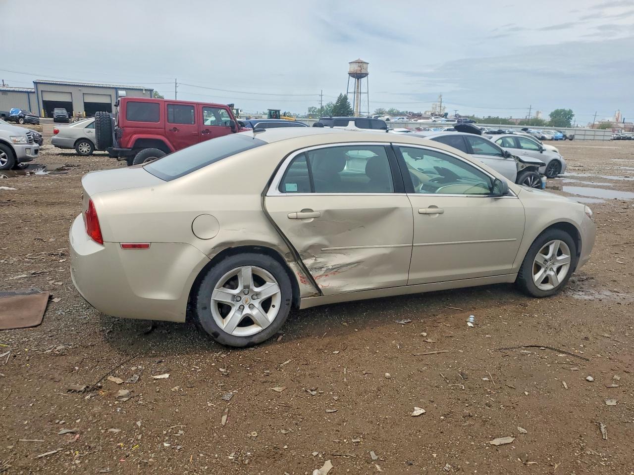 2011 Chevrolet Malibu Ls - Фото 3