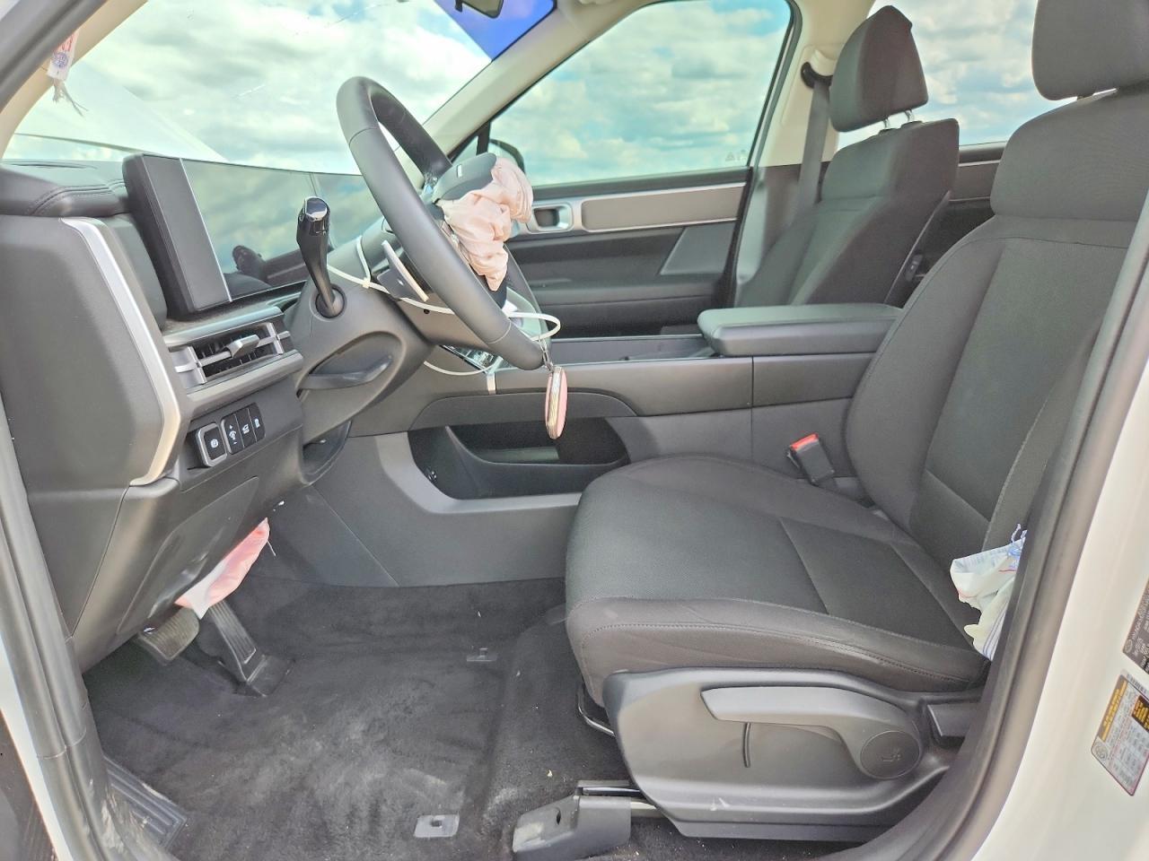 2025 Hyundai Santa Fe Se - Фото 7
