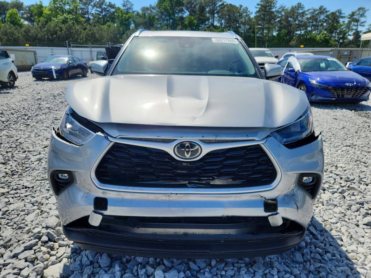 2020 Toyota Highlander Xle - Image 5