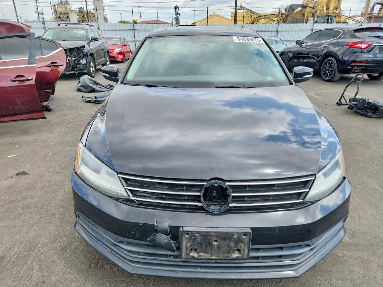 2017 Volkswagen Jetta Se - Image 5