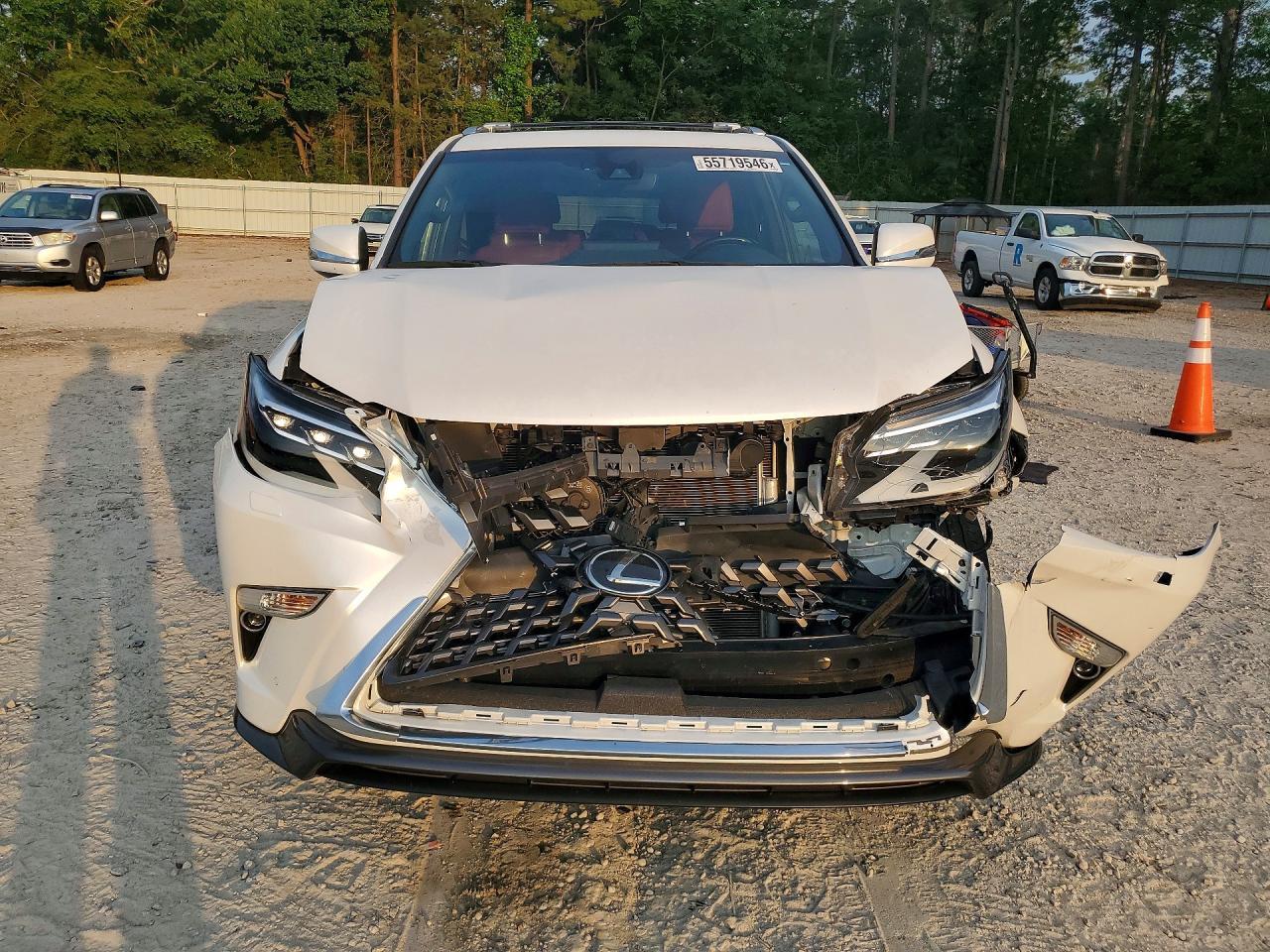 2023 Lexus Gx 460 - Image 5