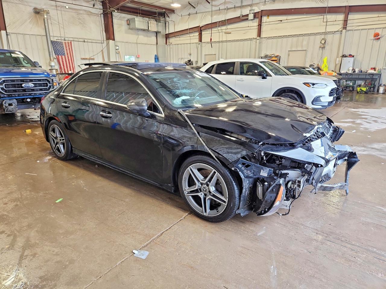 2019 Mercedes-Benz A 220 - Фото 4
