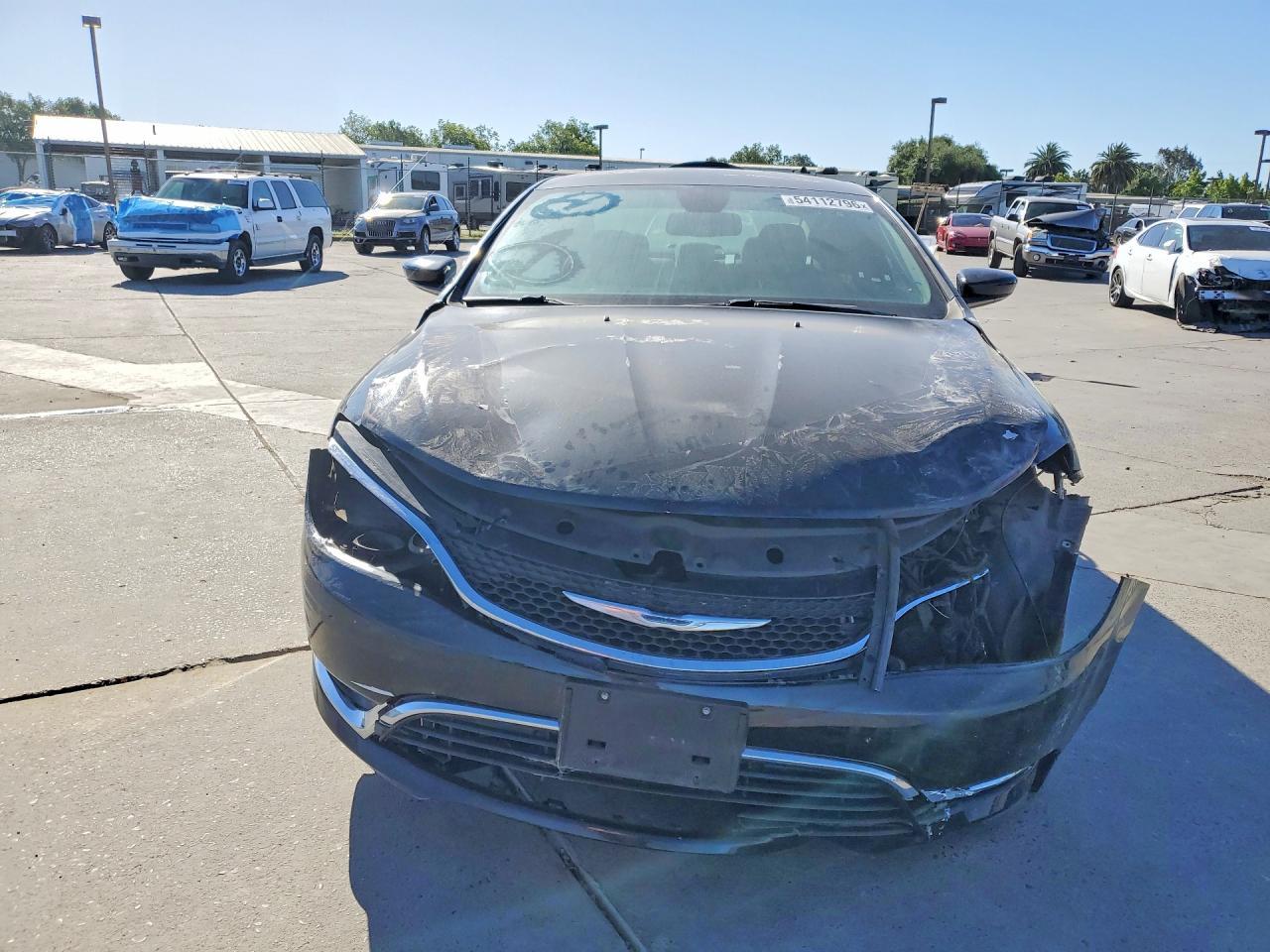 2016 Chrysler 200 Limited - Фото 5