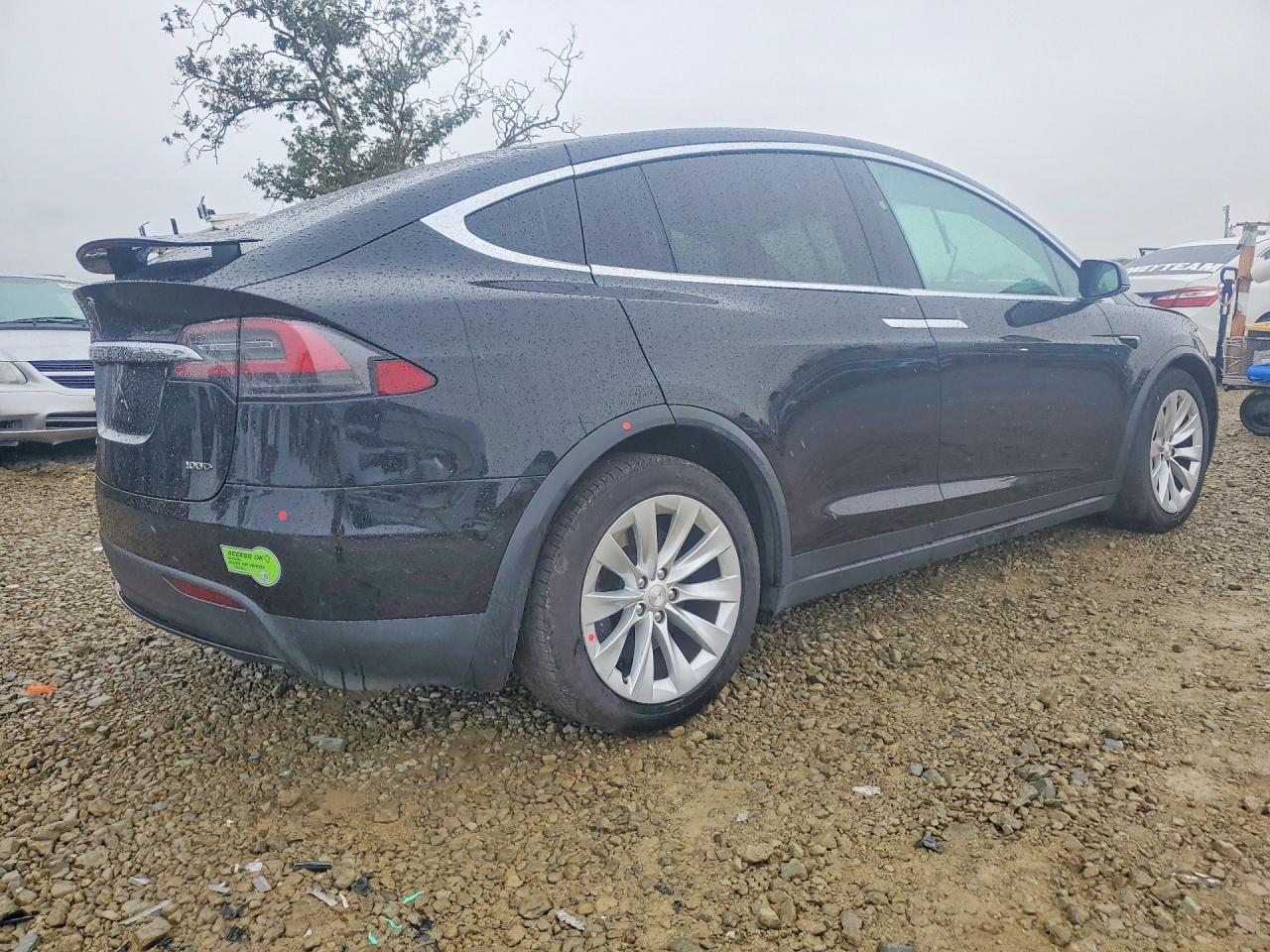 2017 Tesla Model X - Image 3