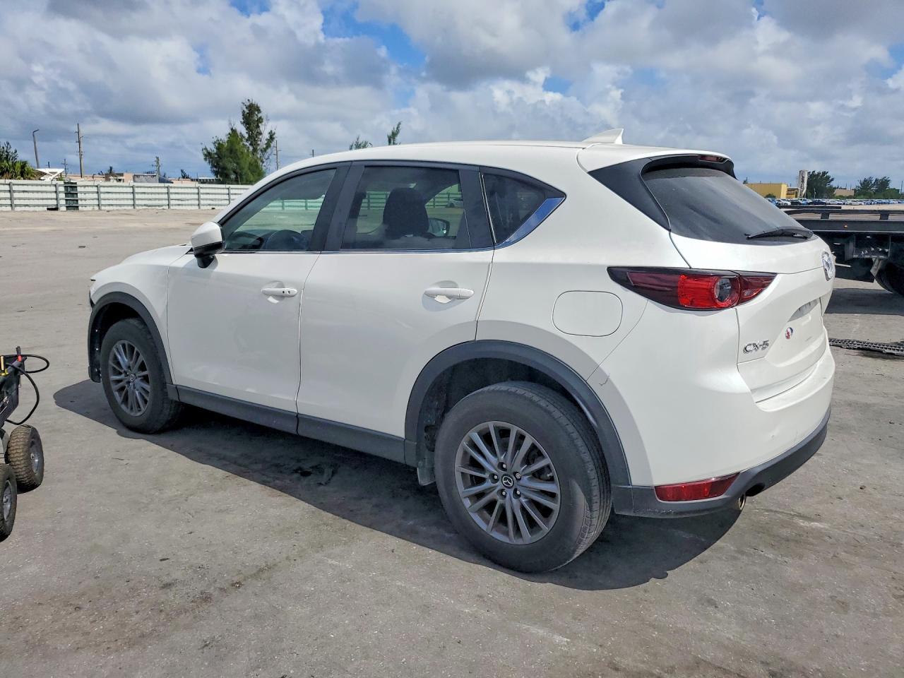 2020 Mazda Cx-5 Touring - Image 2