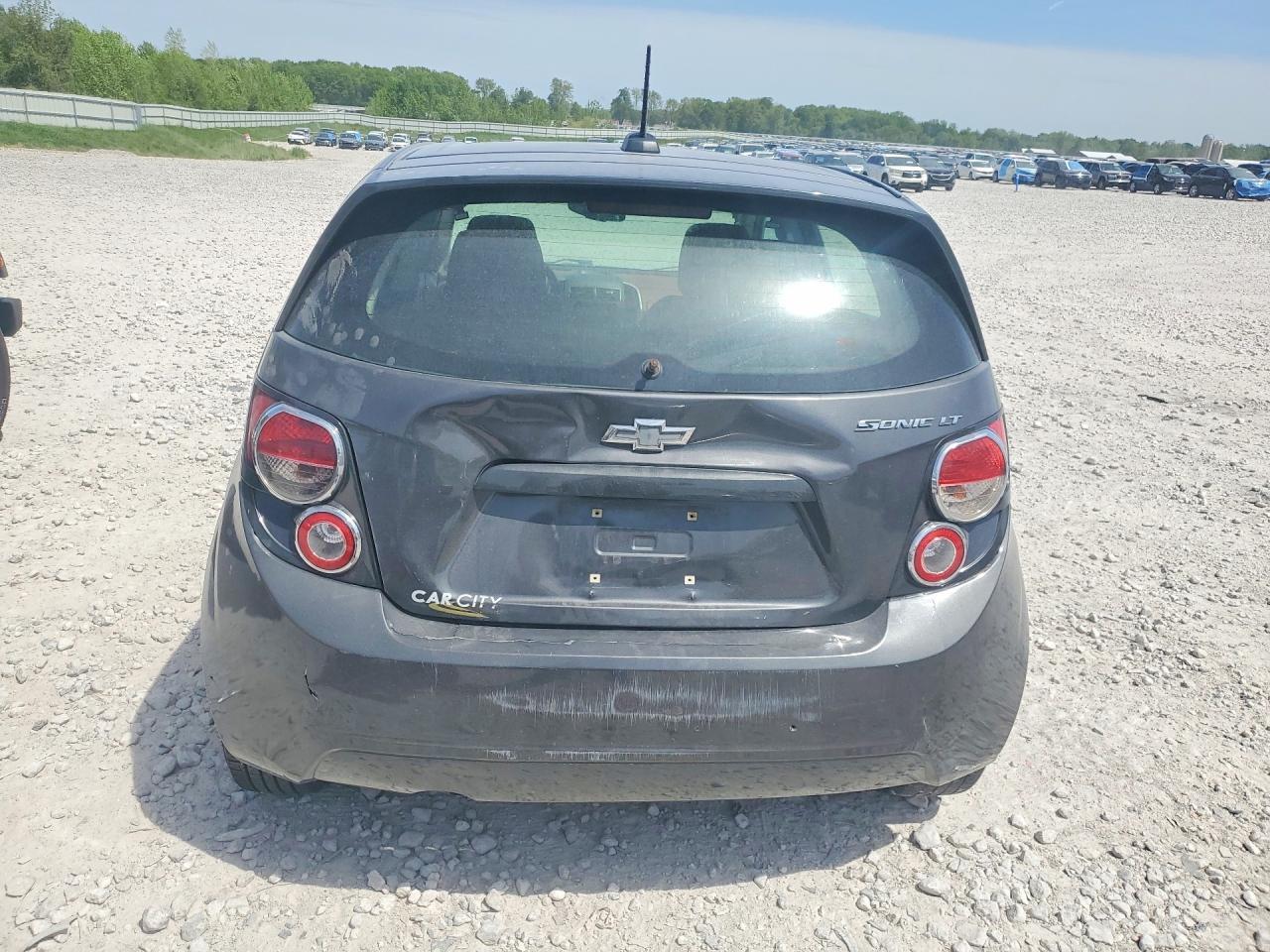 2016 Chevrolet Sonic Lt - Image 6