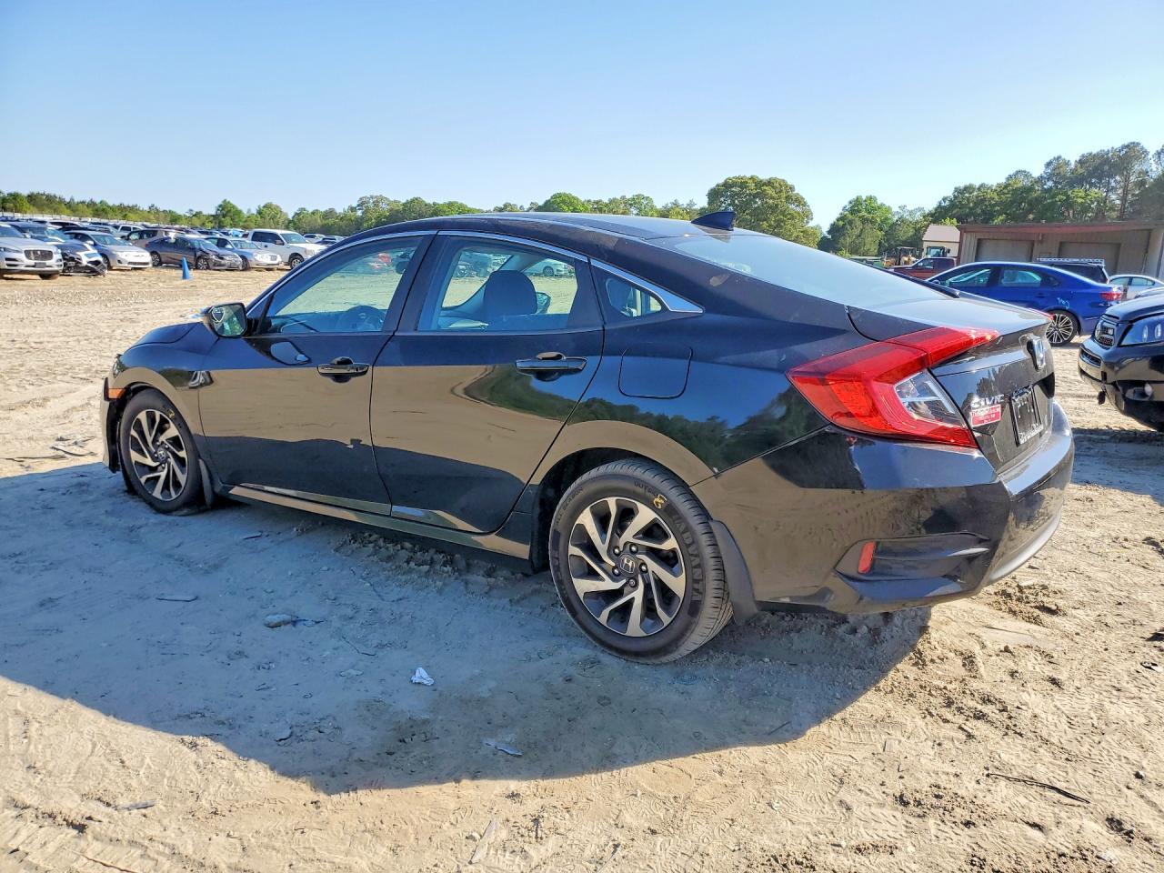 2017 Honda Civic Ex - Image 2