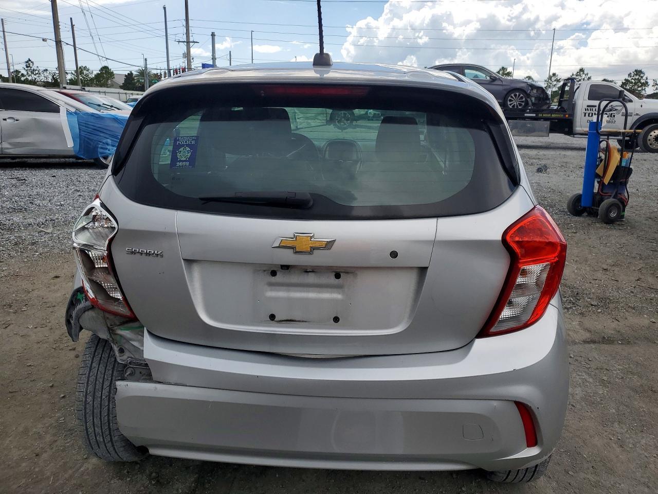 2019 Chevrolet Spark Ls - Image 6