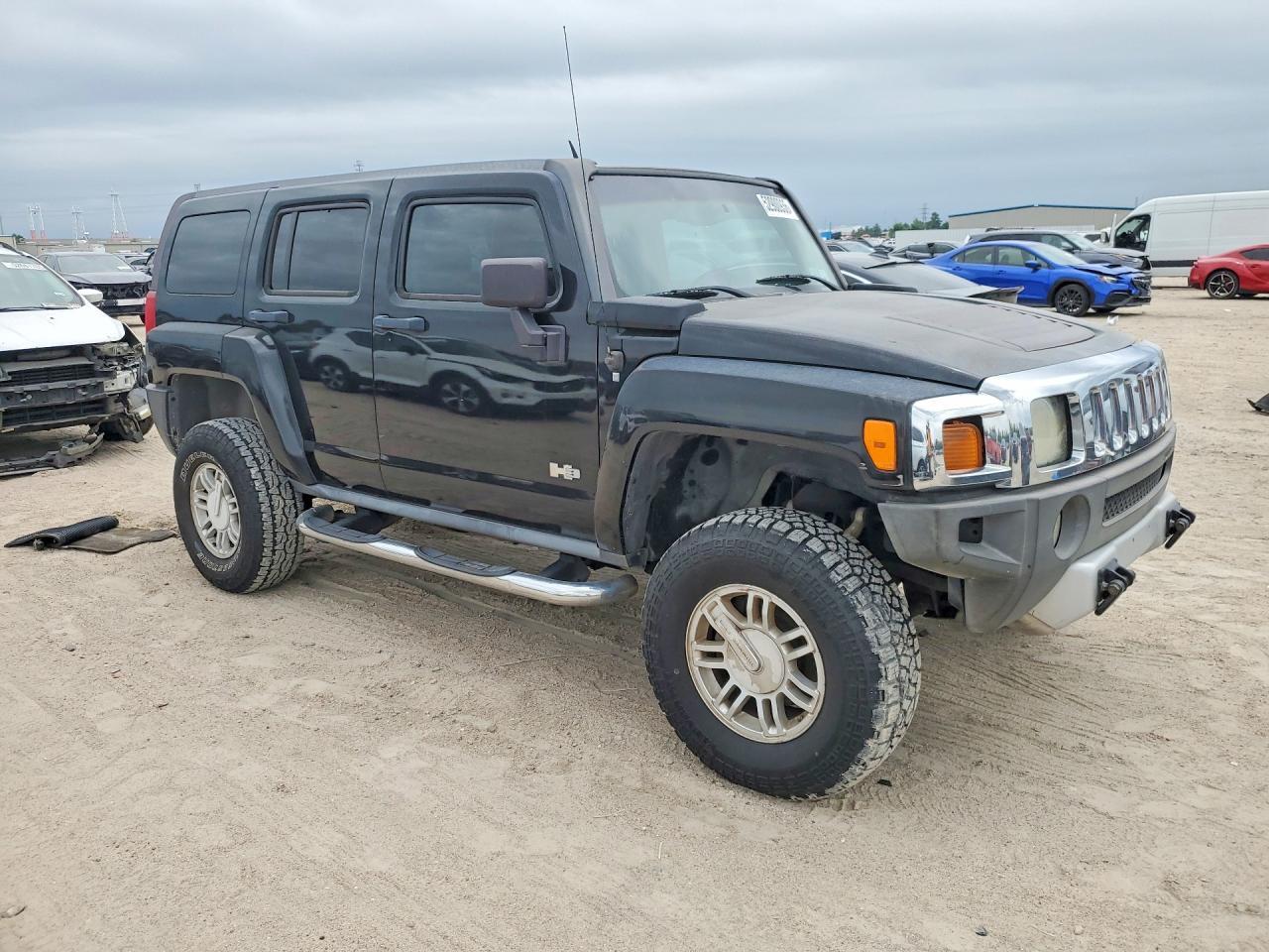 2008 Hummer H3 - Image 4