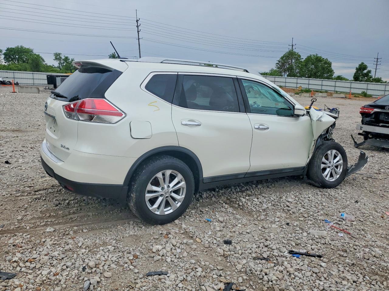 2016 Nissan Rogue Sv - Image 3