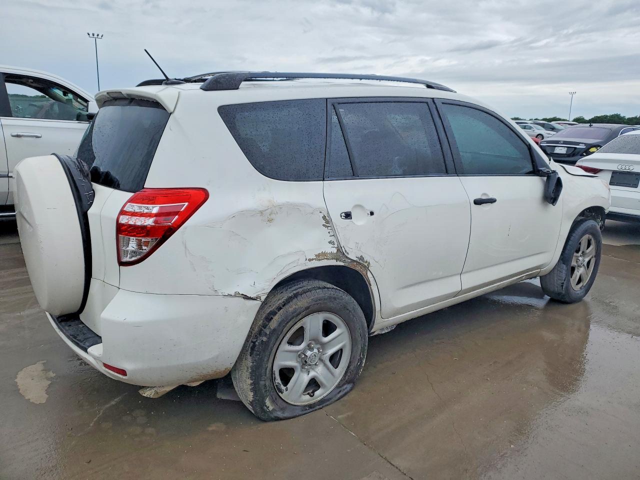 2011 Toyota Rav4 Base - Image 5