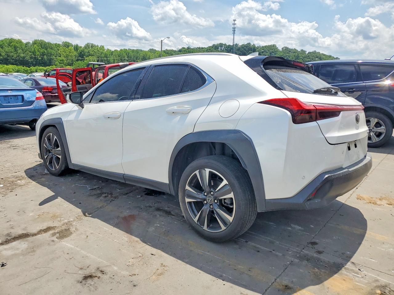 2021 Lexus Ux 200 - Фото 2
