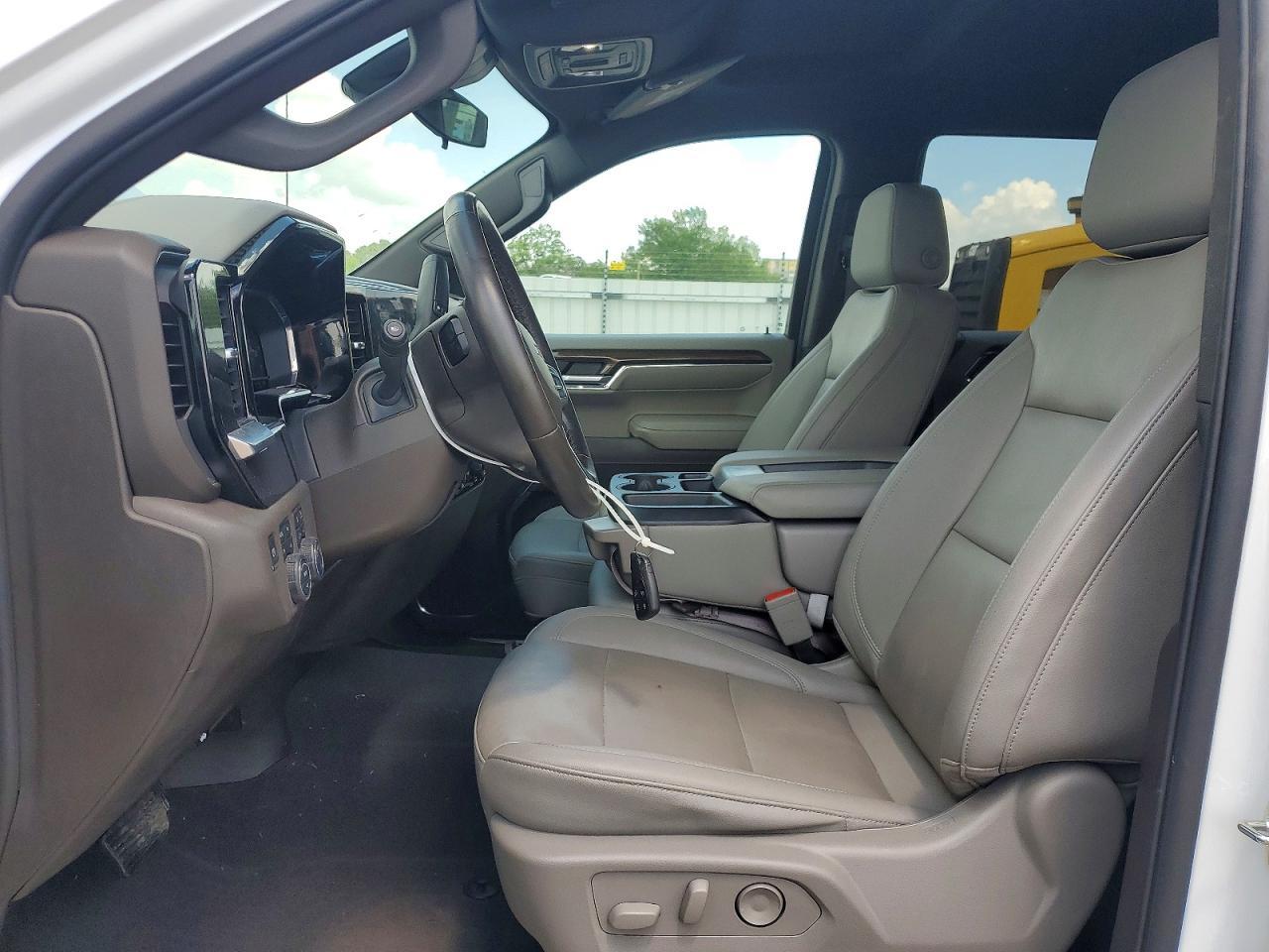 2024 Chevrolet Silverado K1500 Lt - Image 7