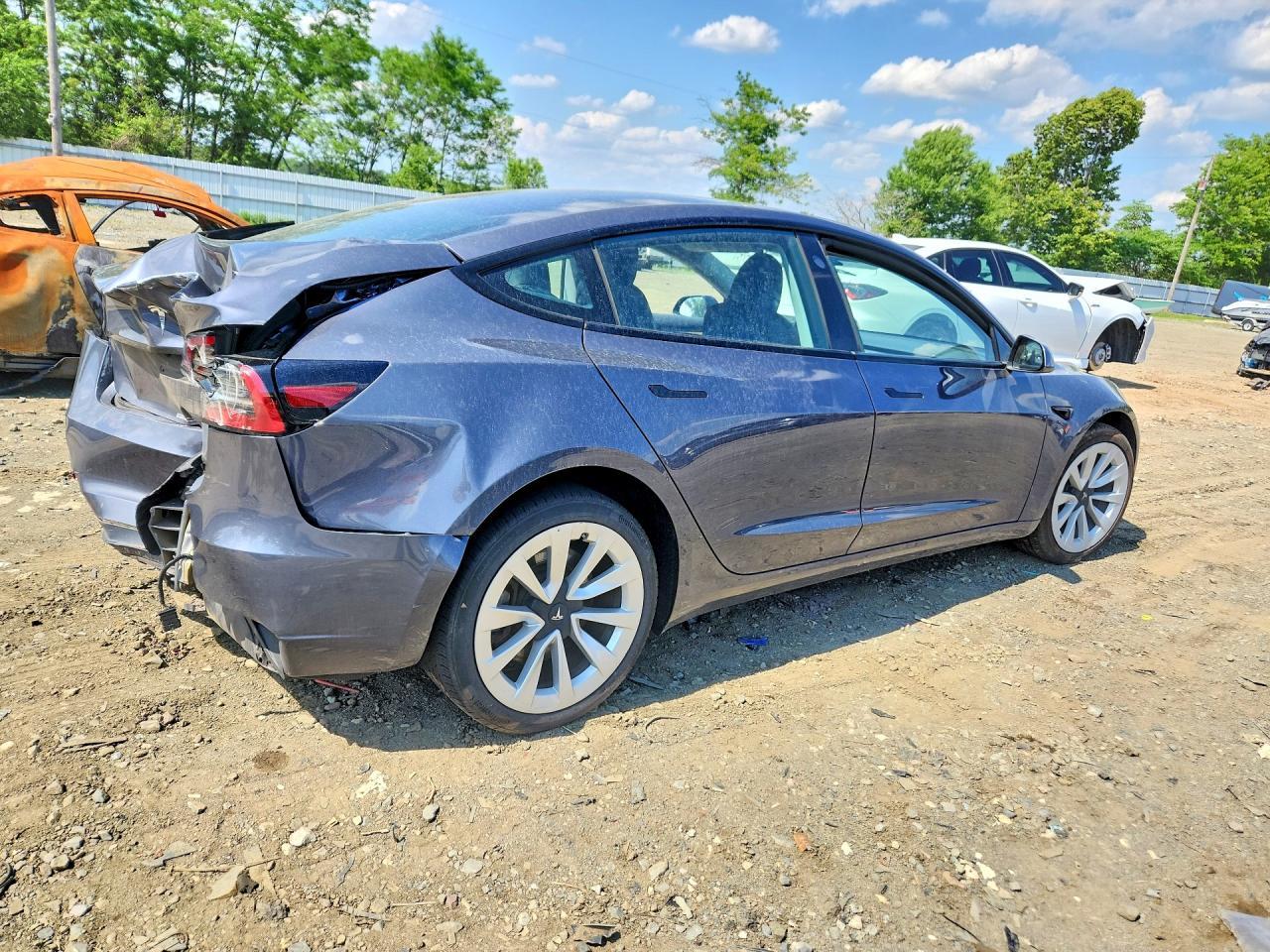 2023 Tesla Model 3 - Image 3
