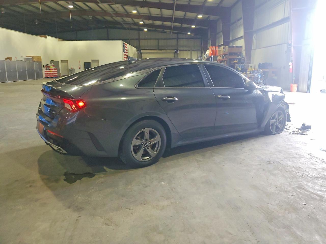 2021 Kia K5 Lxs - Image 3
