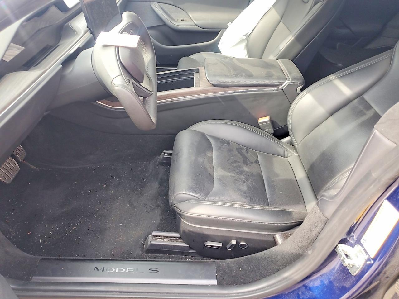 2022 Tesla Model S - Фото 7