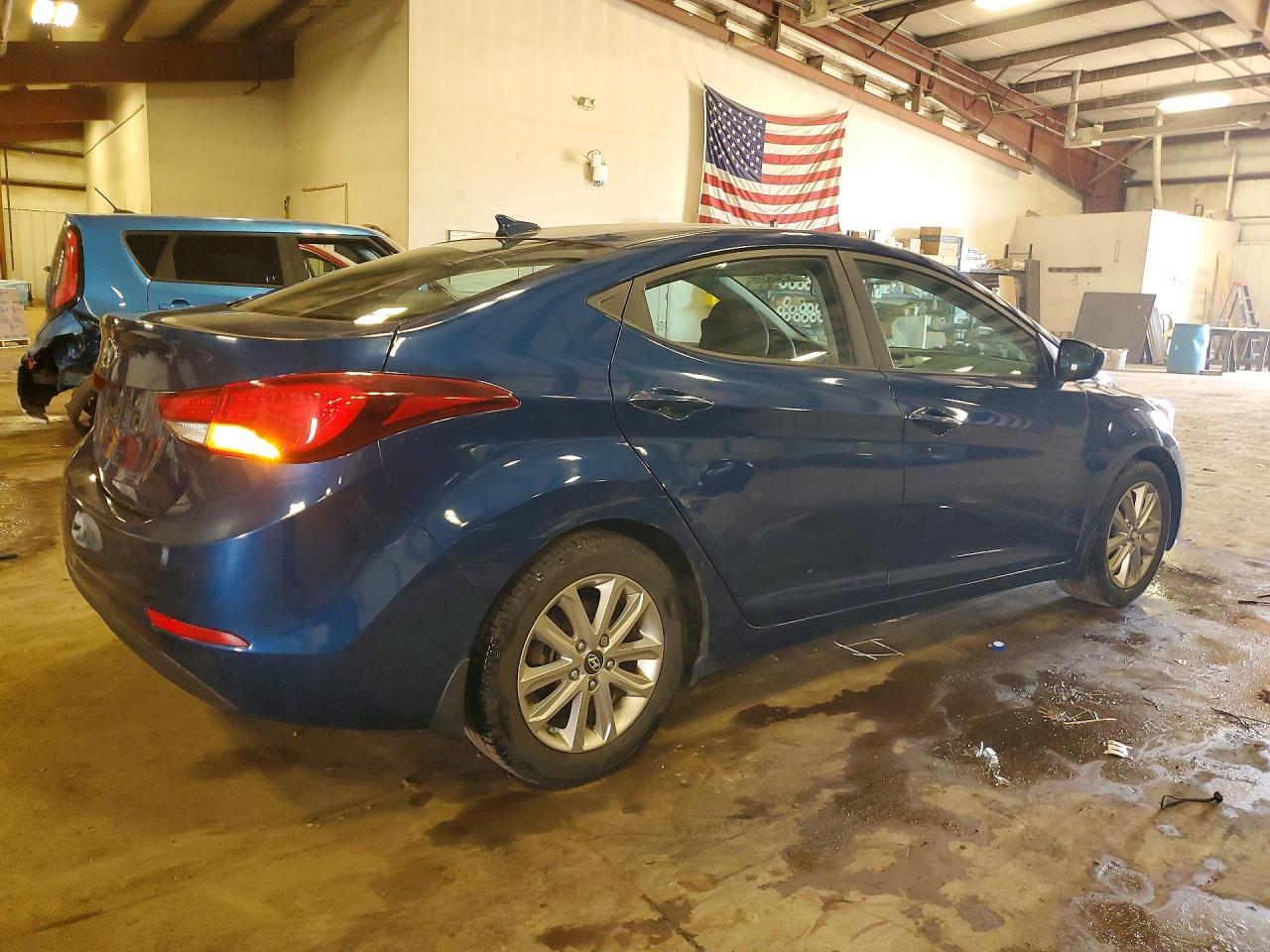 2016 Hyundai Elantra Se - Image 3