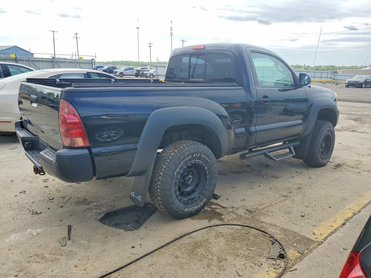 2013 Toyota Tacoma Base - Фото 3