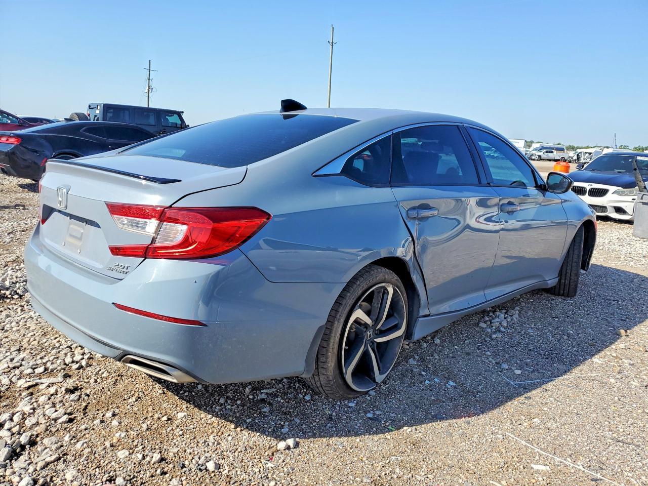 2022 Honda Accord Sport - Фото 3