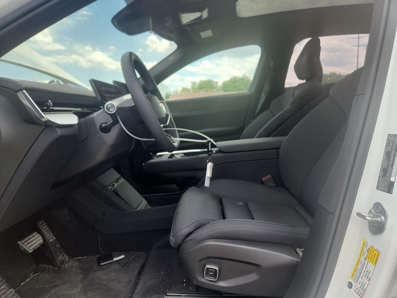 2025 Polestar 3 - Image 7