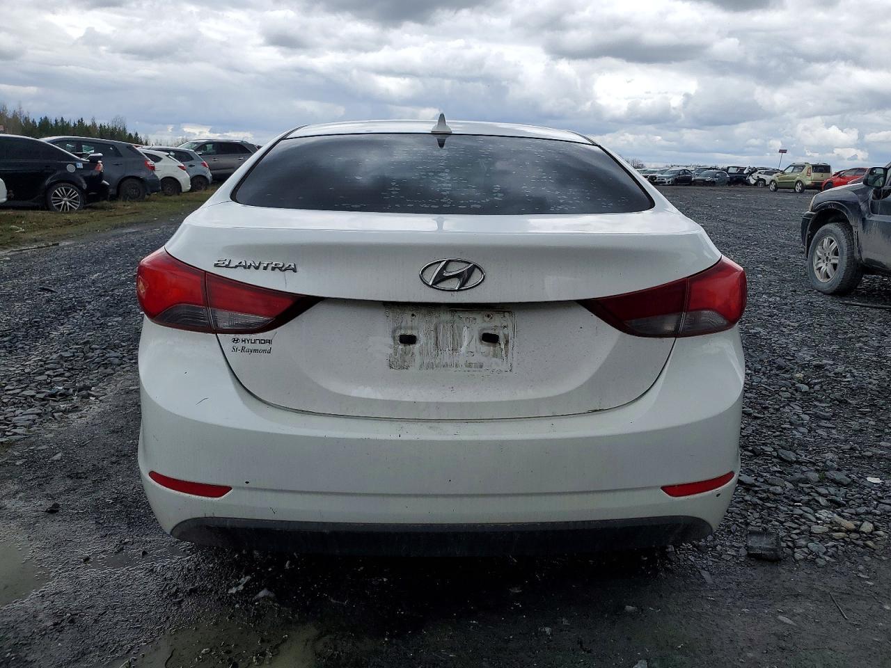 2015 Hyundai Elantra Se - Фото 6