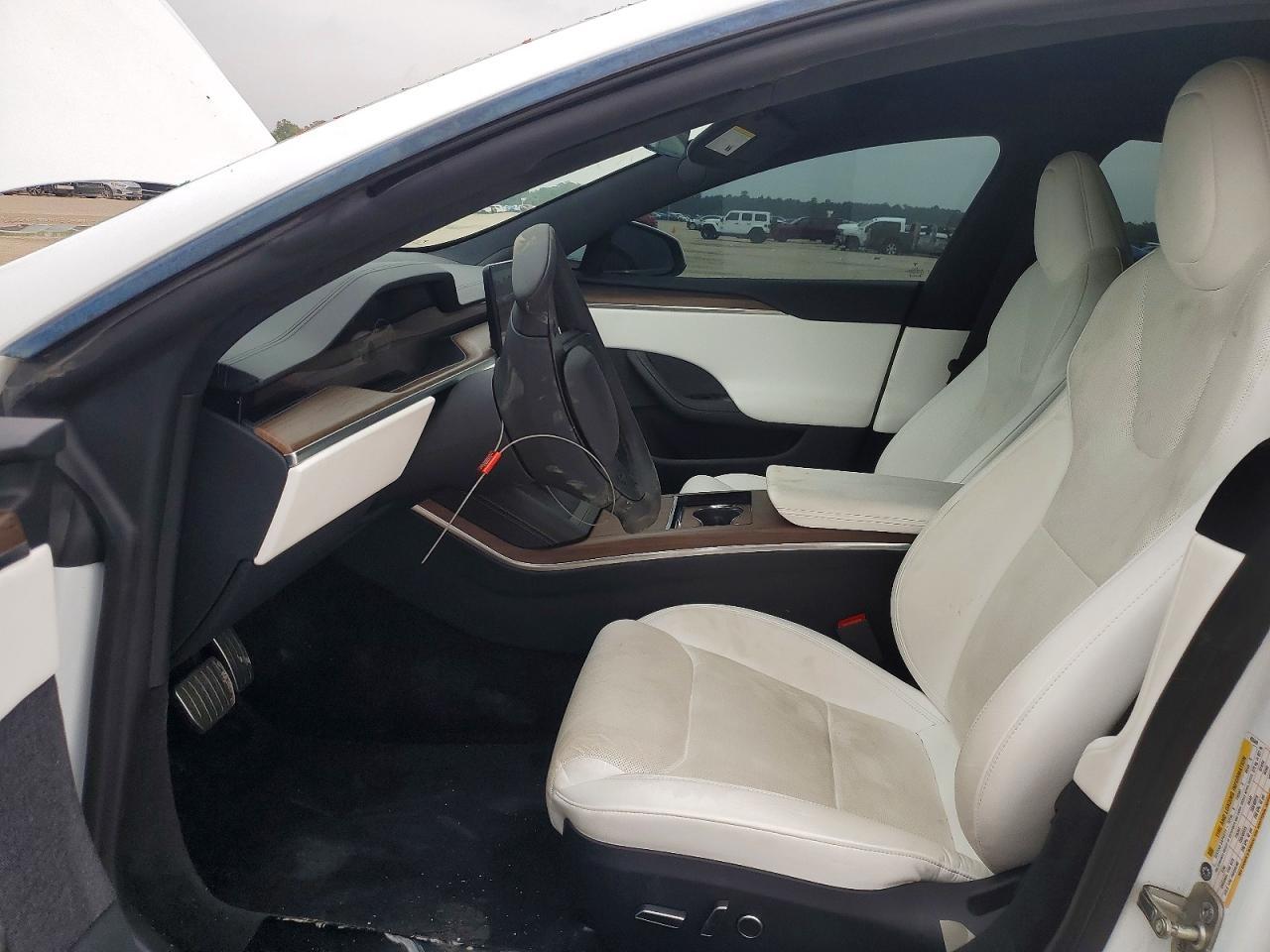 2022 Tesla Model S - Фото 7
