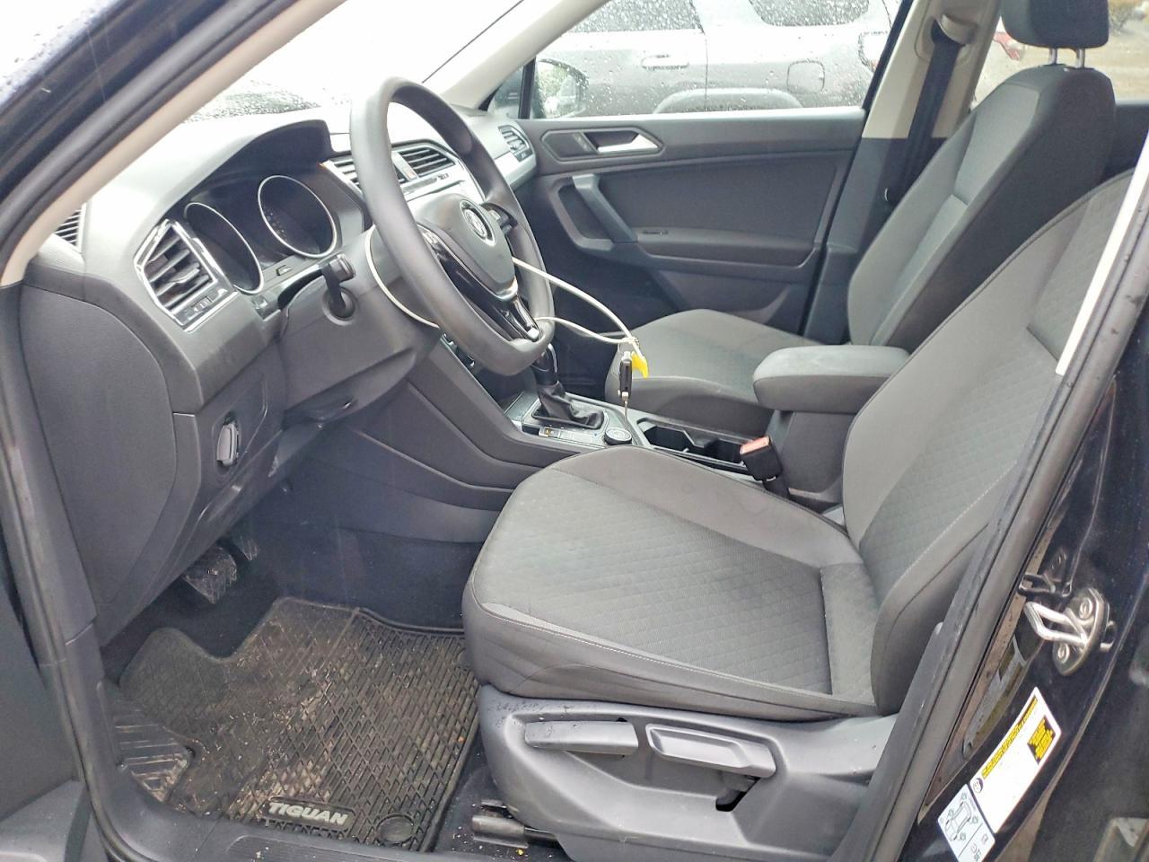 2019 Volkswagen Tiguan S - Фото 7
