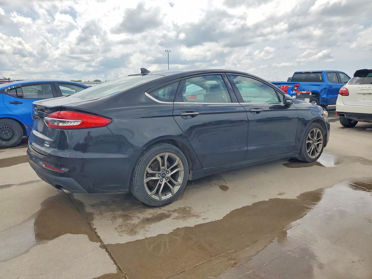 2020 Ford Fusion Sel - Фото 3