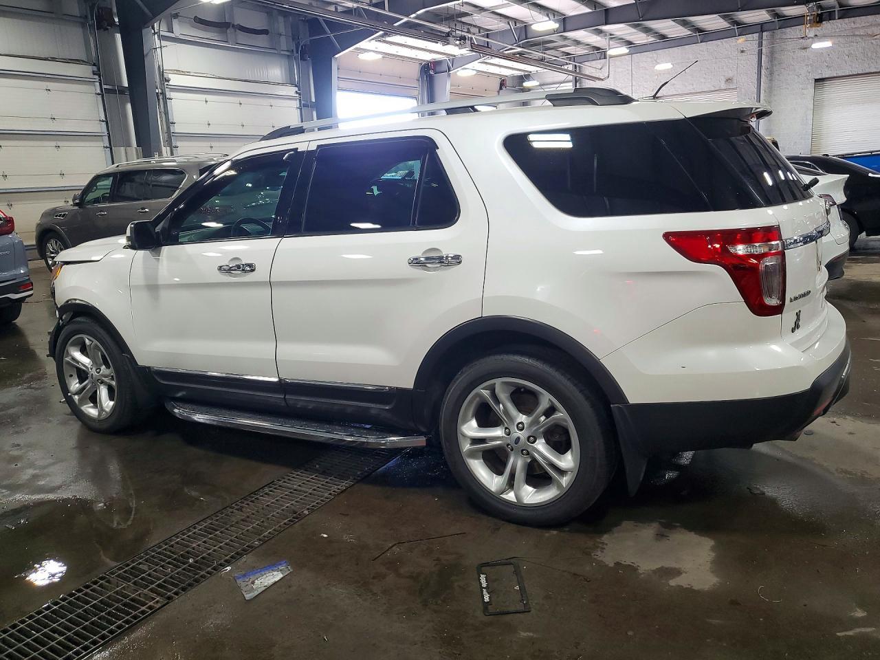 2014 Ford Explorer Limited - Фото 2