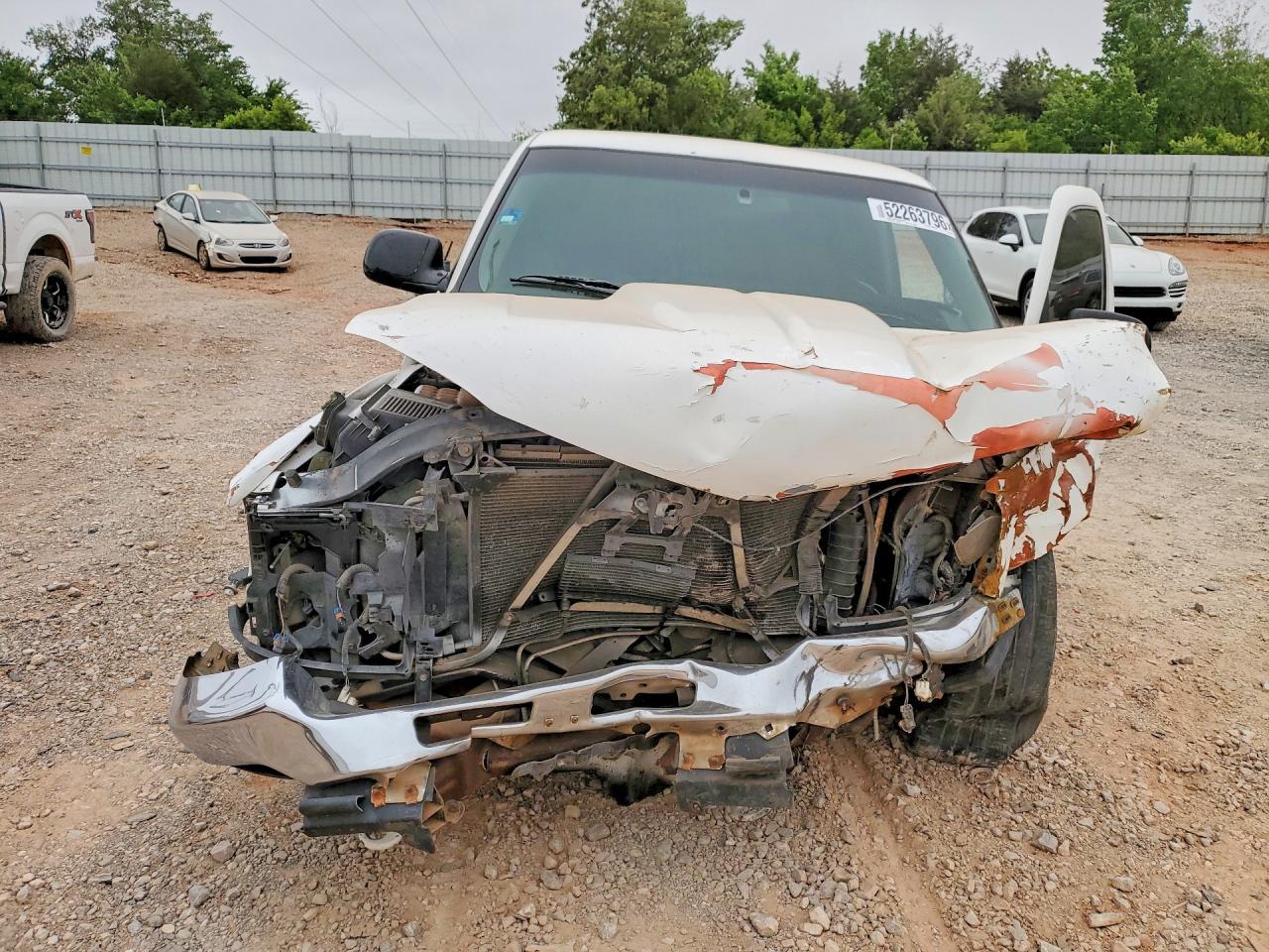 2000 GMC New Sierra C1500 - Image 5