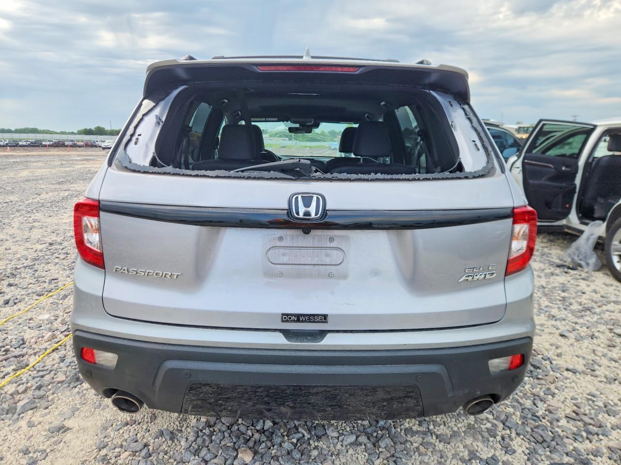 2020 Honda Passport Elite - Image 6