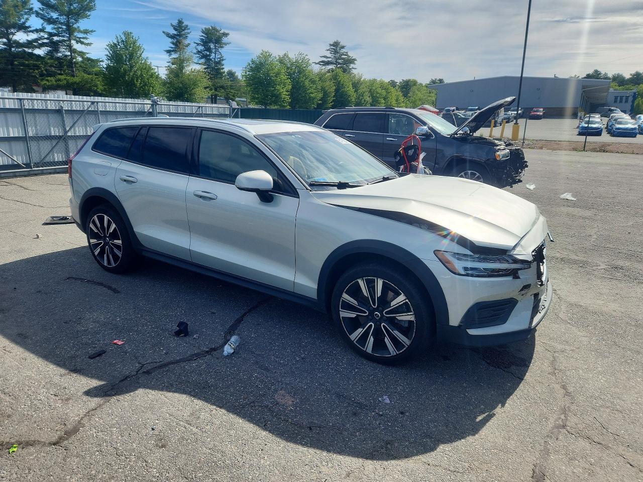 2020 Volvo V60 Cross Country T5 Momentum - Фото 4