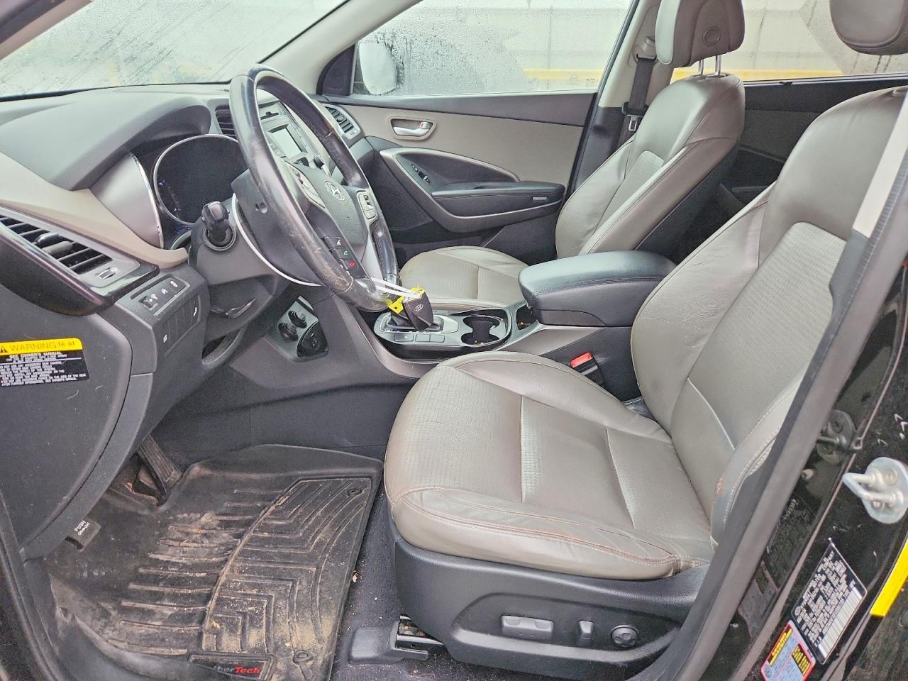 2014 Hyundai Santa Fe Gls - Image 7