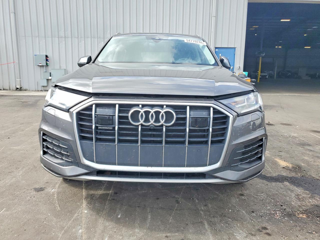2021 Audi Q7 Premium Plus - Фото 5