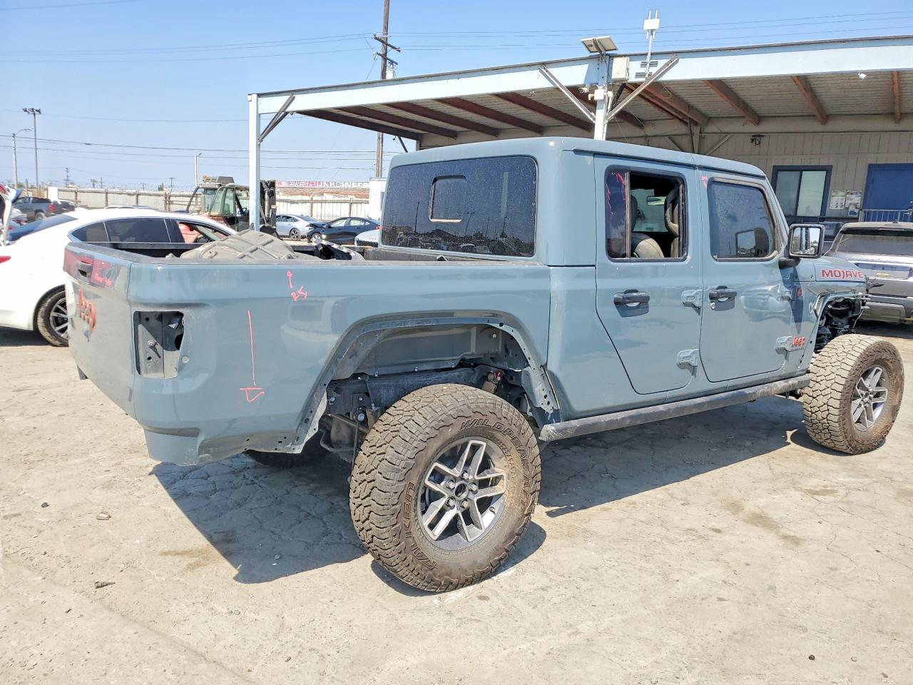2025 Jeep Gladiator Mojave - Фото 3