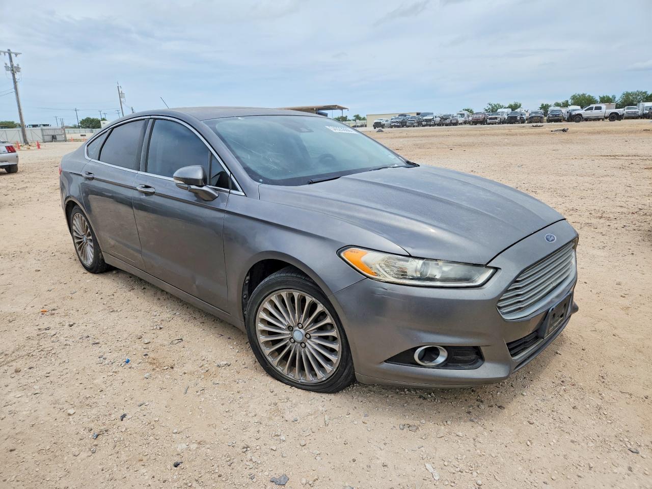 2013 Ford Fusion Titanium - Image 4