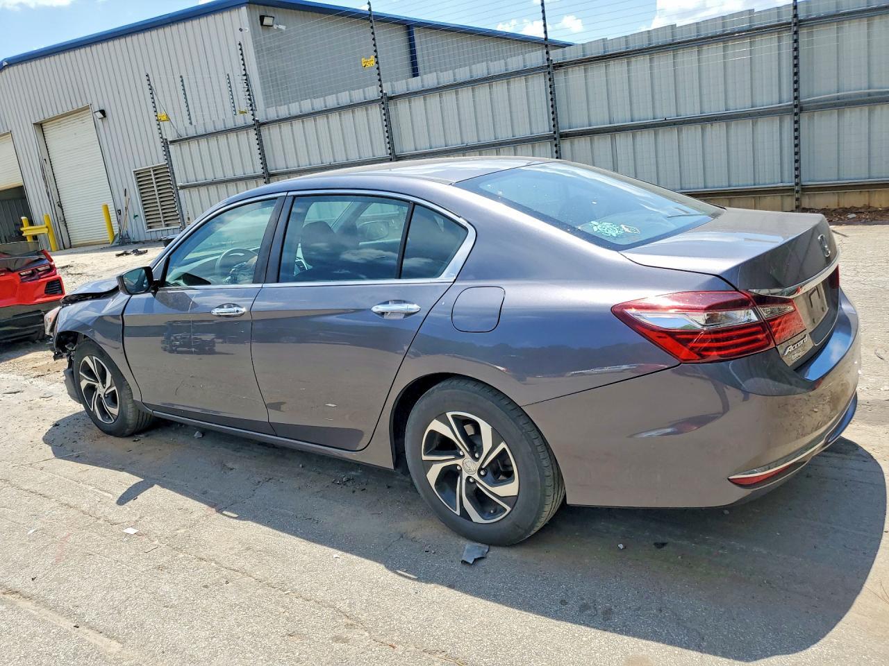 2017 Honda Accord Lx - Фото 2