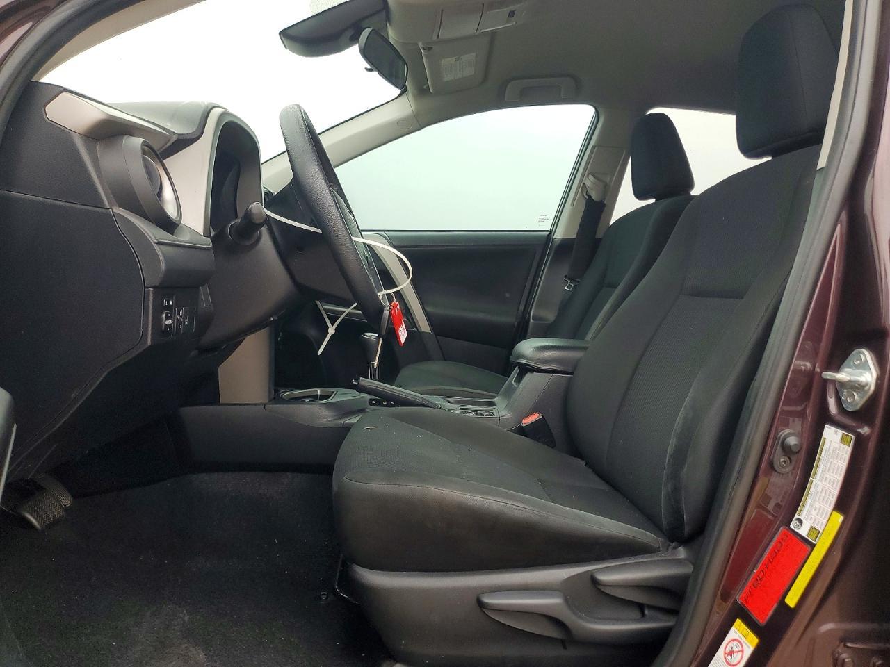 2018 Toyota Rav4 Le - Image 7