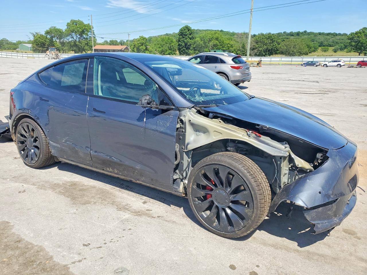 2022 Tesla Model Y - Фото 4