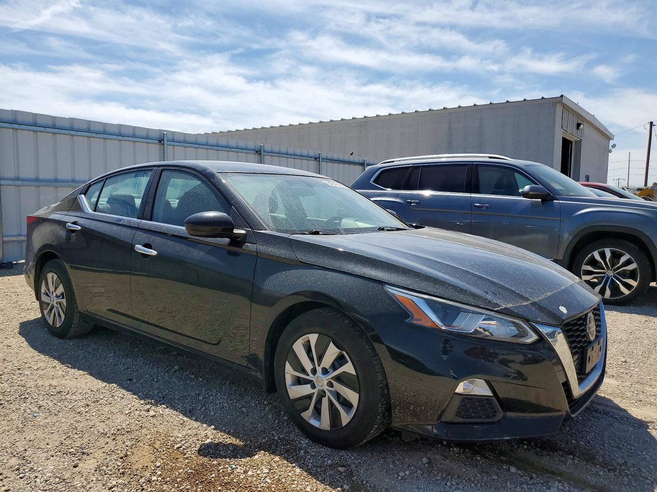 2020 Nissan Altima S - Image 4