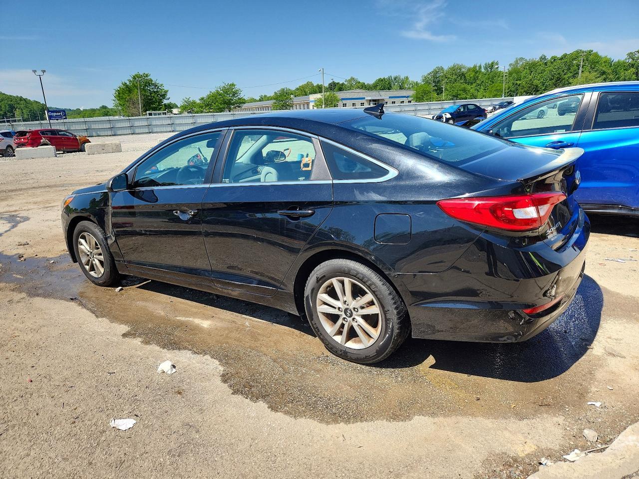 2016 Hyundai Sonata Se - Image 2