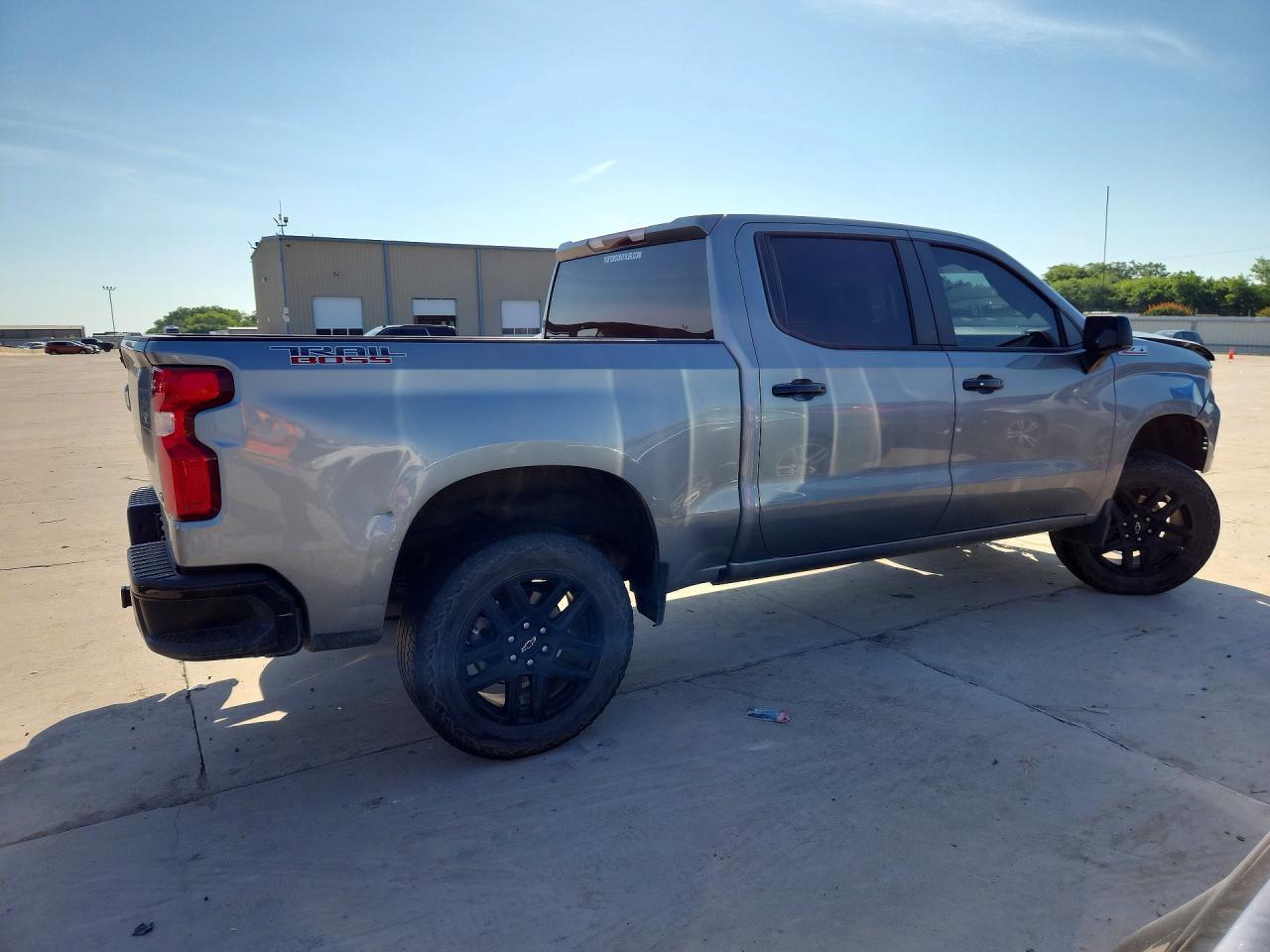 2023 Chevrolet Silverado K1500 Lt Trail Boss - Фото 3
