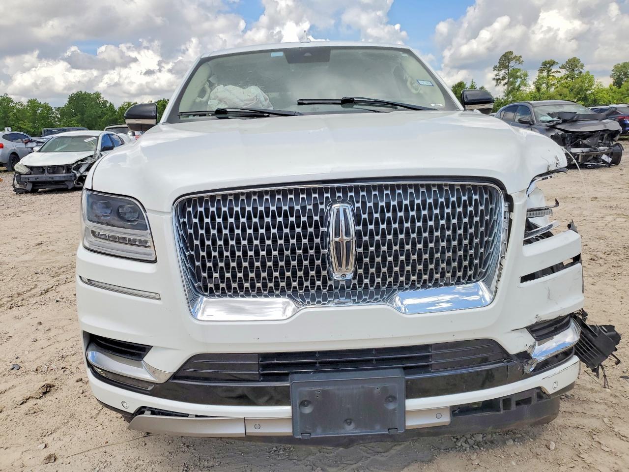 2021 Lincoln Navigator Reserve - Фото 5