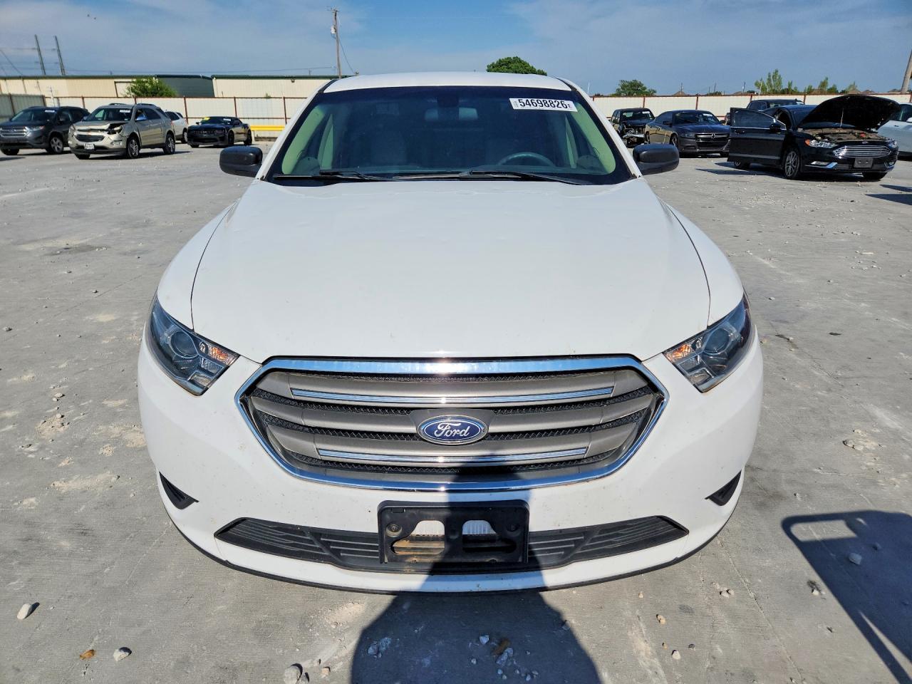 2018 Ford Taurus Se - Image 5