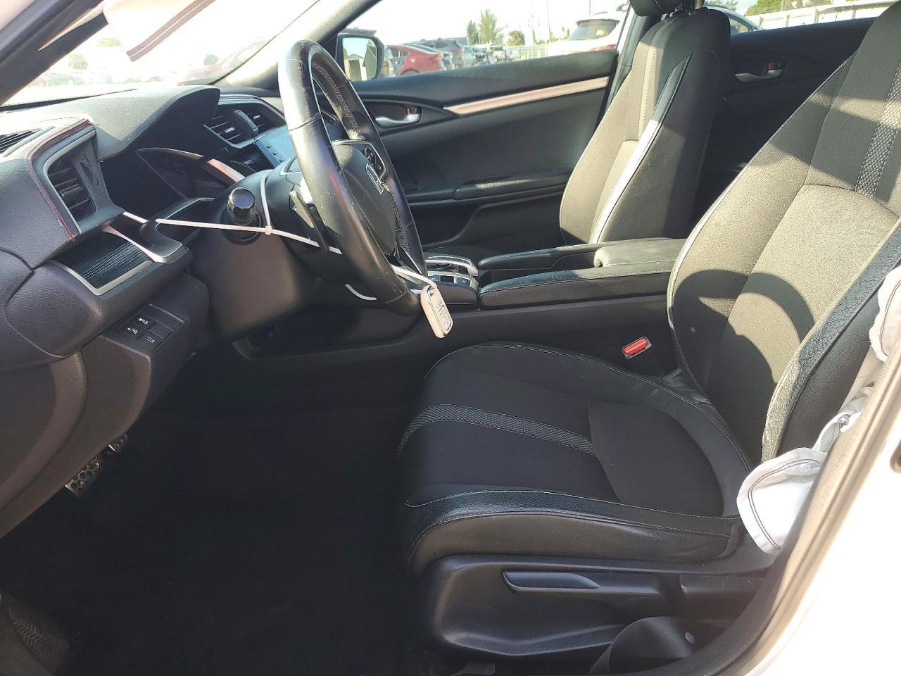 2020 Honda Civic Sport - Image 7