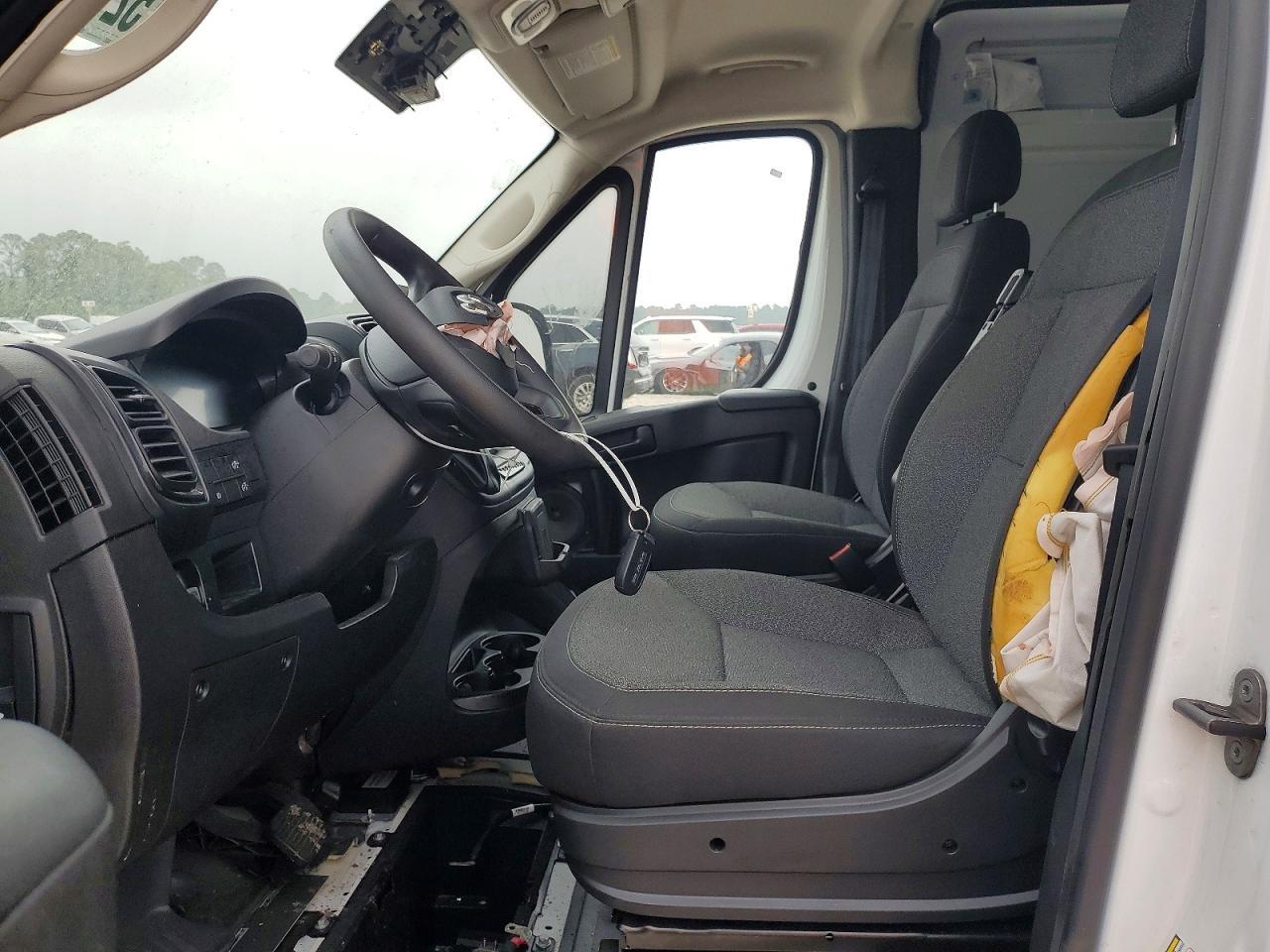 2025 Ram Promaster 1500 Delivery Van - Image 7