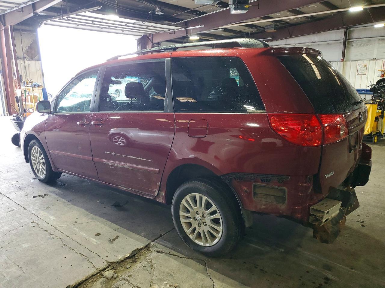 2007 Toyota Sienna Xle 7-Passenger - Фото 2