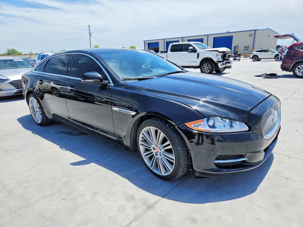 2015 Jaguar Xjl Portfolio - Image 4